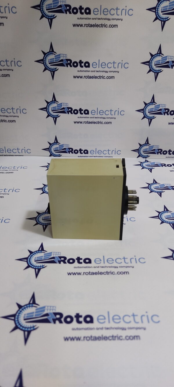 ELELCTROMATIC 3-60 SEC. TIME RELAY